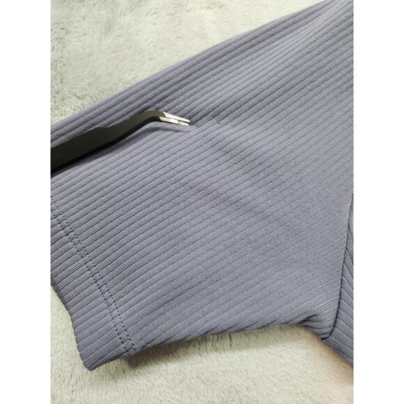 Athleta Renew Seamless V-Neck Tee Size XXS Gray Tempest Violet Ribbed Fitted - Picture 3 of 8